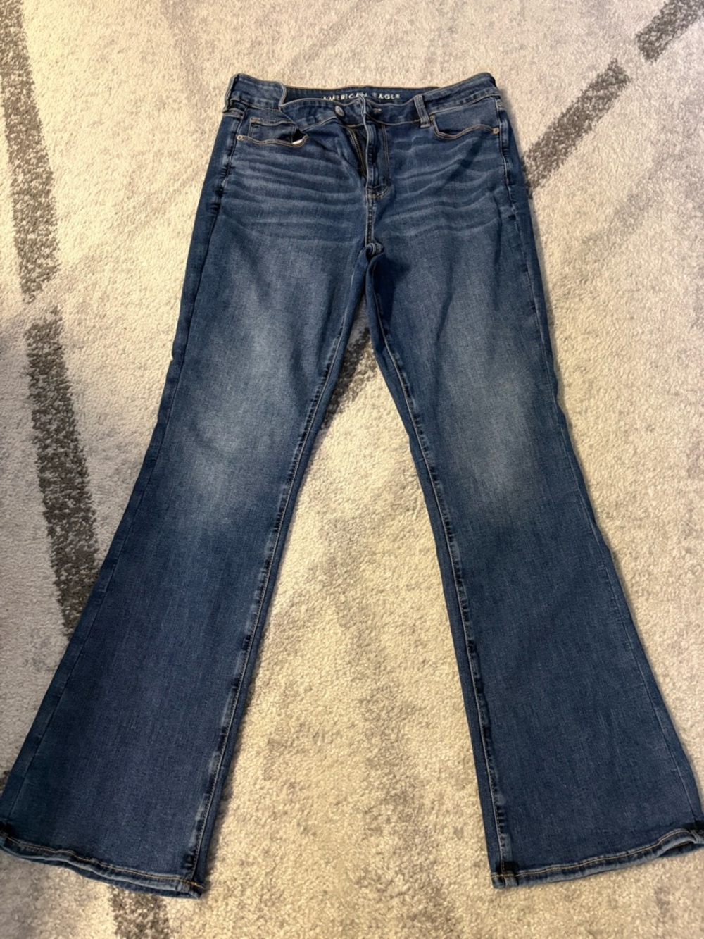 American Eagle Outfitters Women's Medium Wash Blue Bootcut Jeans